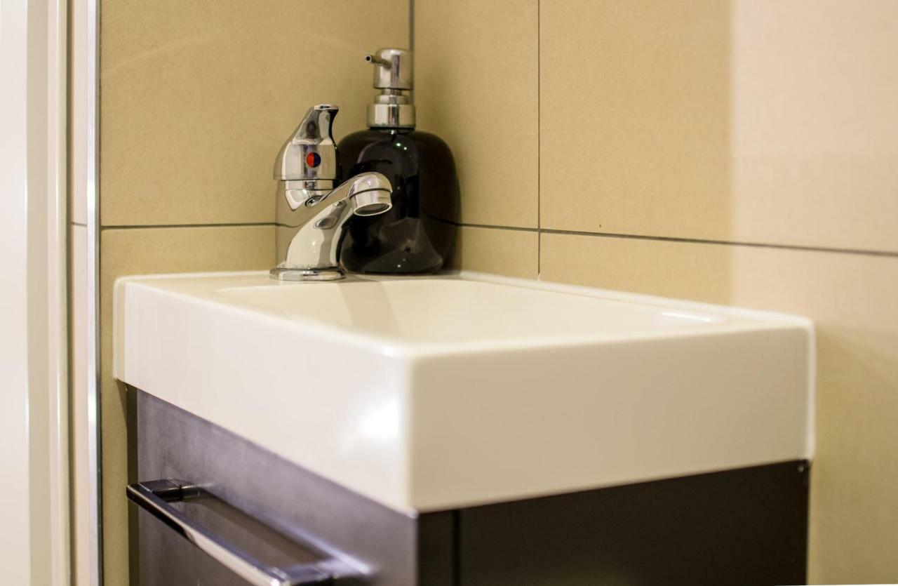 Quiet Courtyard Apartment 베를린 외부 사진